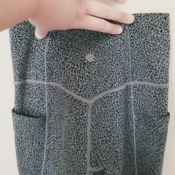 Athleta Salutation Stash Pocket II Textured 7/8 Tight Size XXS in Blue - Picture 8 of 9